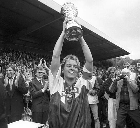 fussballmuseum-hall-of-fame-martina-voss-tecklenburg3.jpg