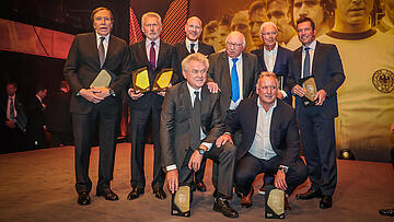 Die Gründungself der HALL OF FAME bei der Gala am 1. April 2019 in Dortmund