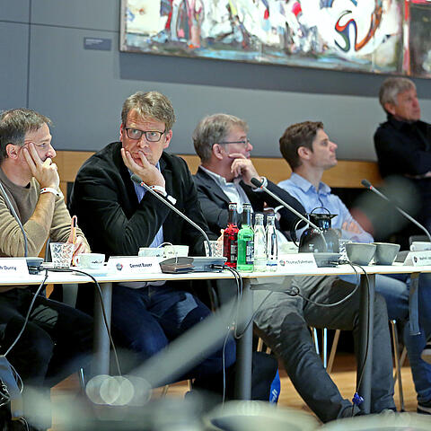 q-hall-of-fame-jury-k9h.jpg