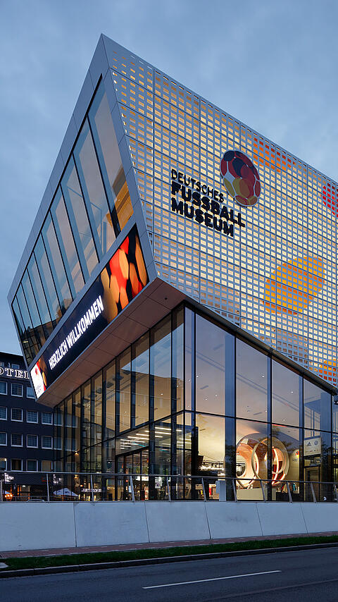 fussballmuseum-architektur-suhan-021.JPG