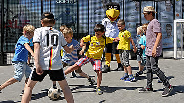 museum-spass-kicker-1.JPG