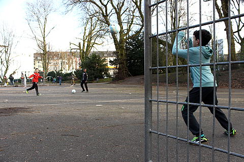 Essen_Bolzplatz-Paten.JPG