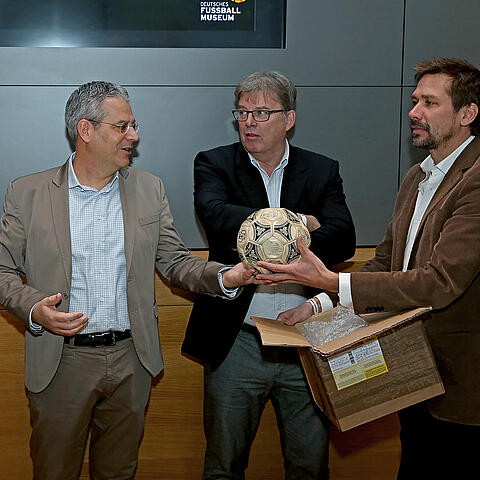 q-hall-of-fame-jury-k2.jpg
