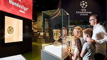 familie-meisterschale-dfb-pokal.jpg