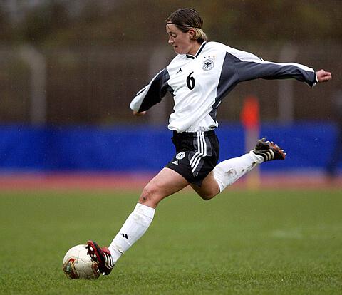 fussballmuseum-hall-of-fame-renate-lingor1.jpg