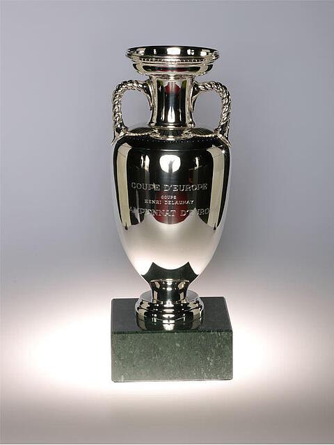 EM-Pokal.JPG