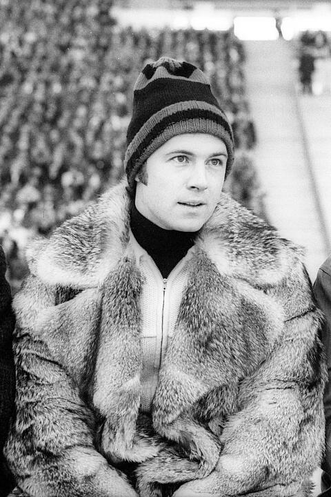 dfm-hall-of-fame-franz-beckenbauer-detailfoto4-2.jpg