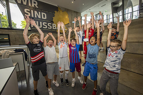 0522_Kindergeburtstag_Fussballmuseum_Schuetze_030.jpg