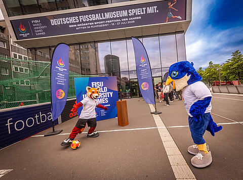 0604_Fisu_Fussballmuseum_Schuetze_035.jpg