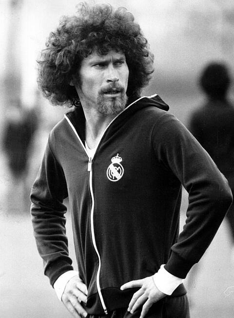 dfm-hall-of-fame-paul-breitner-detailfoto3.jpg