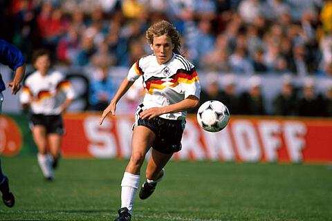 fussballmuseum-hall-of-fame-heidi-mohr2.jpg