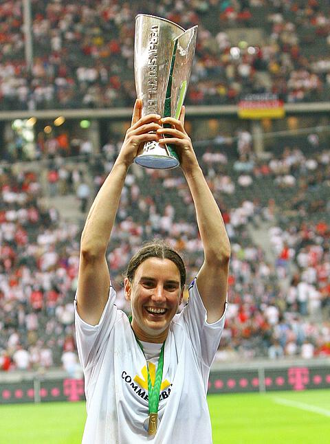 fussballmuseum-hall-of-fame-birgit-prinz3.jpg