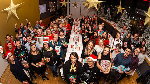 museum-gastronomie-n11-bar-restautant-weihnachtsfeier-gruppe.JPG