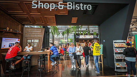 gastronomie-essen-trinken-fussballmuseum-shop-und-bistro-eingang.jpg
