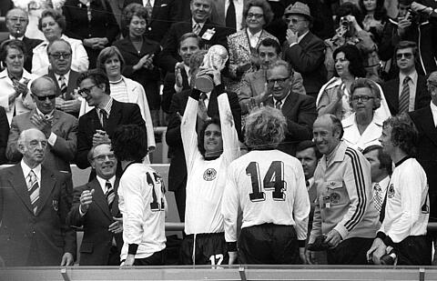 hall-of-fame-wolfgang-overath__1_.jpg